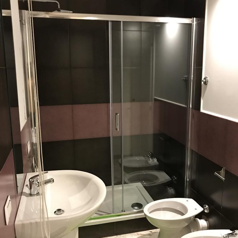 Cavour 124 -Guest-Room- Bari Exterior foto