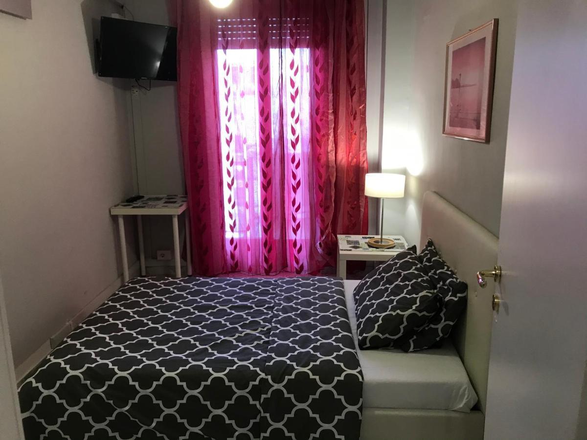 Cavour 124 -Guest-Room- Bari Exterior foto